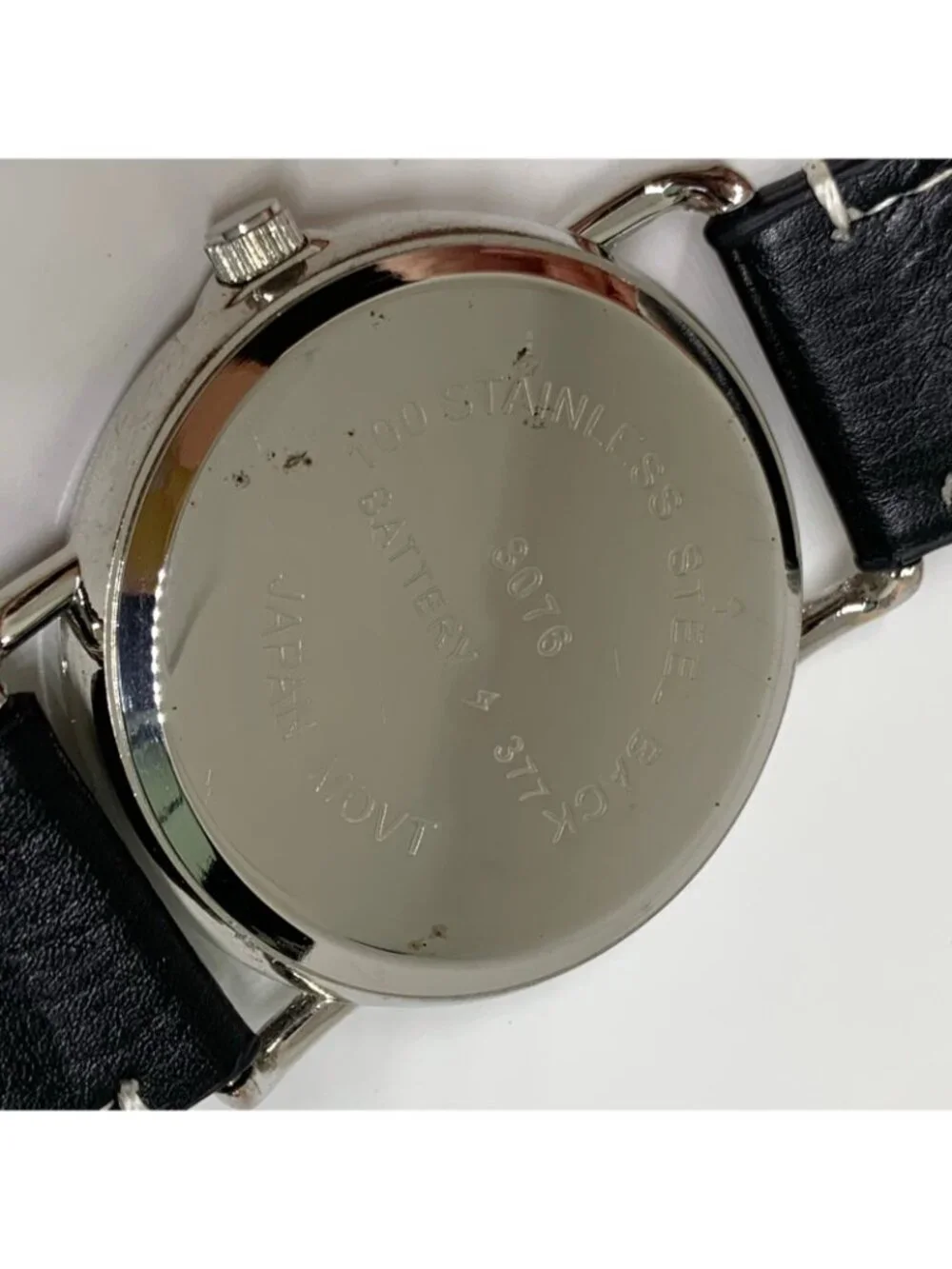 SilverTone tone men’s watch 42mm quartz analog white dial black leather running